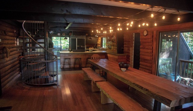 ROCKLAND WOODS: LODGE, LAND & LAKE