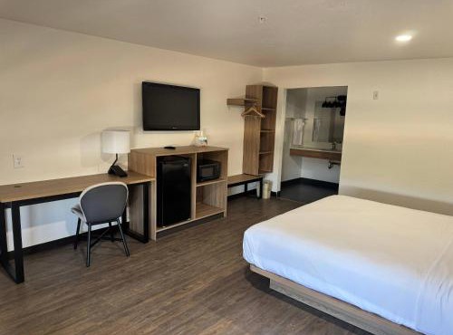 Rodeway Inn & Suites Rancho Mirage - Palm Desert Area