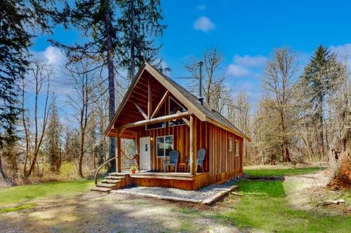 Romantic 15-Acre Hideout Near Foster Creek!