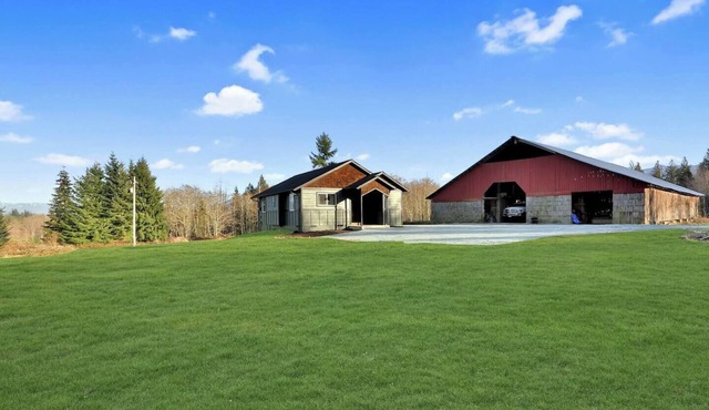 RoseWood Cottage - Peaceful Forest Getaway