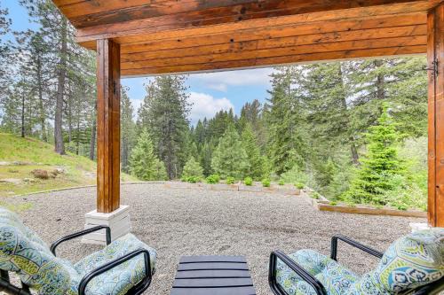 Rustic & Modern Home w/Forest Views in Newport! in Newport