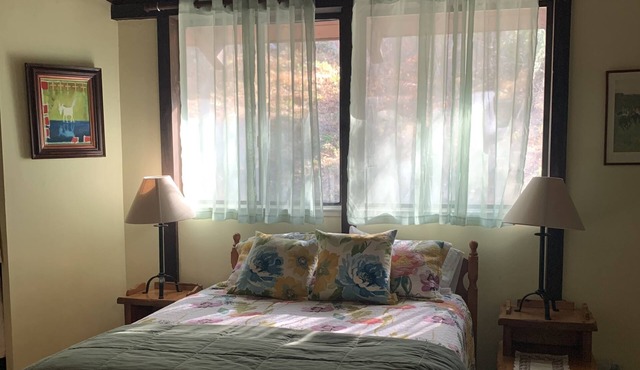 RustRidge Bed and Breakfast - Rustridge Cottage