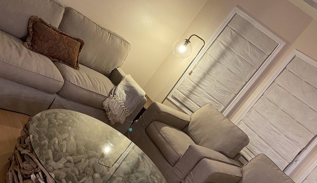 San Francisco awaits You a Modern flat in Cow Hollow district in the heart of SF