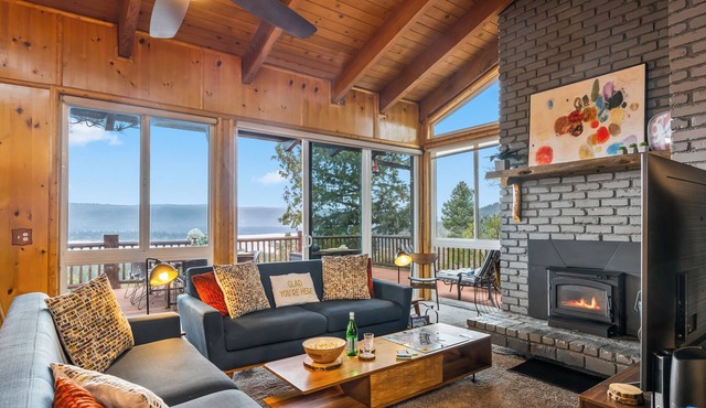 Scenic North Shore Stay w/Games, Near Snow Summit | Lakeview Lodge by AvantStay