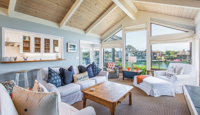 Seadrift Waterfront Escape w/Game Room & Hot Tub