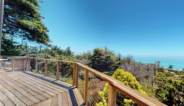 Secluded Ocean-View Retreat: Coastal Gualala Home