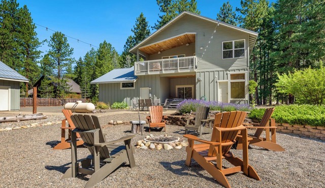 Secluded Pine Cabin with Hot Tub, Pet-Friendly Grounds & Forest Trails