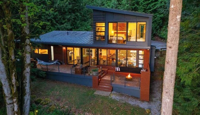 Silvermere | Lakefront Hot Tub + Private Dock