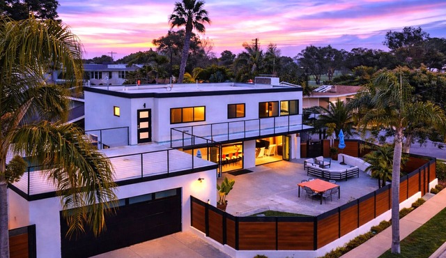 Sleek Designer Home + Courtyard + Walk to Beach + Dining | Seal Beach Escape