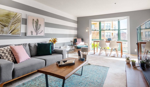 South Beach 1BR, w/ Balcony & Spa, next to SF Bay, by Blueground