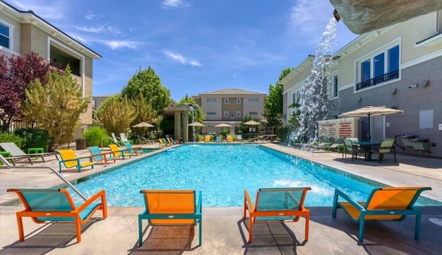 South Reno 1BR · Mini Golf, Hot Tub & Gym Access