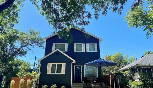 Spacious 5 bed/4 bath in Gorgeous Park Hill