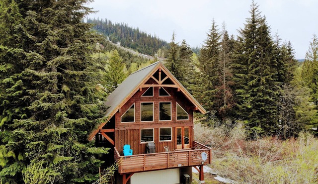 Spacious Luxury View Home: Steps to Hike & Bike, 10pp
