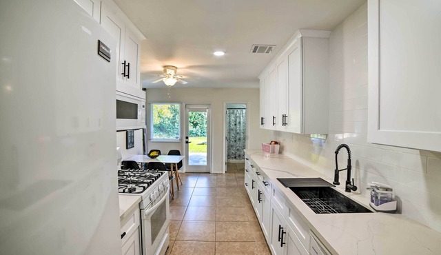 Spacious Riverside Home w/Game Room & Yard
