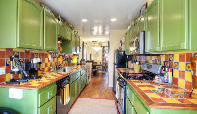 Spanish-Style San Clemente Loft - King Bed, AC, Garage, Walk to North Beach