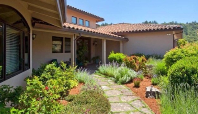 Spanish Villa With Pool, Nature, Views! Luxury plus nature.