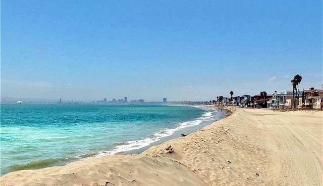 Steps to Beach,Kayak/Paddleboard,World Cup,Sleep 6