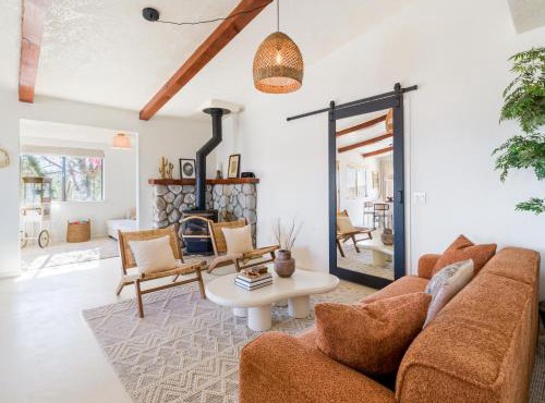 Stunning Mountain View Desert Home, Fire Pit, BBQ