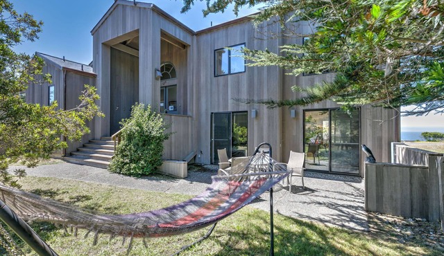 Stunning views near beaches and bluff