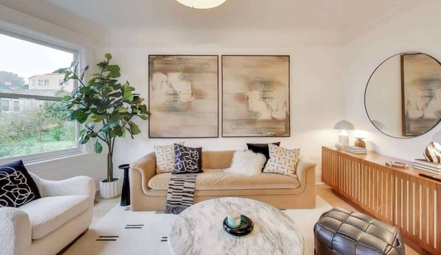Stylish Renovated 3-BR San Francisco Condo