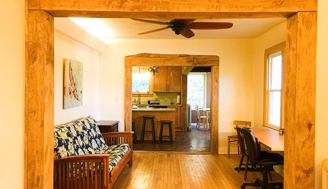 Surrounded by Trees & Walking Distance to Cornell U, Ithaca College & Downtown in Ithaca