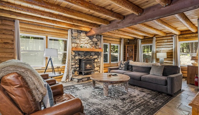 Tahoe Rustic Cabin | Clubhouse Access, Hot Tub, Near Golf Course, Lake & Trails
