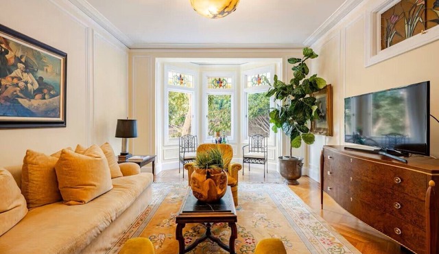 The Audrey Hepburn Suite, atop of Nob Hill