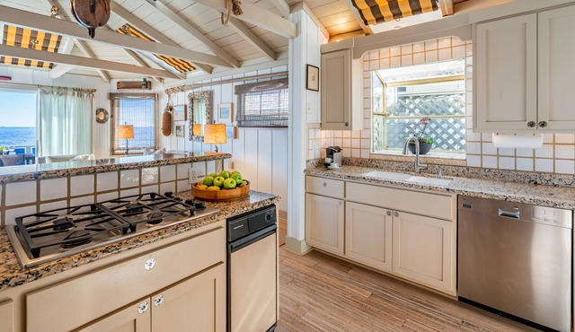The Cottage at Miramar - Surf, Sand, and Casual Comfort