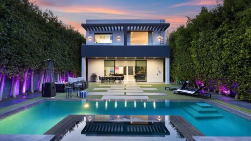 The Martel House by AvantStay