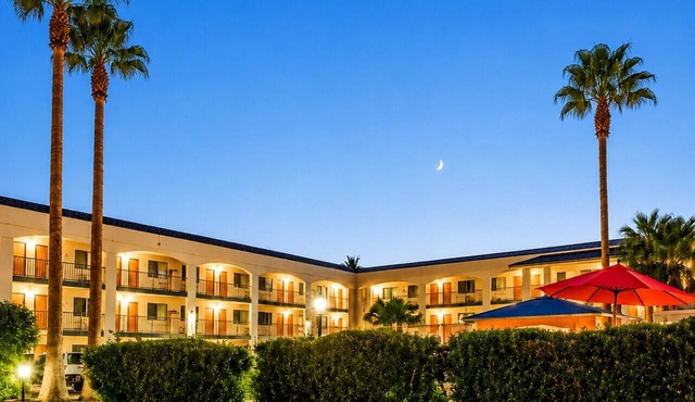 Truestay Inn