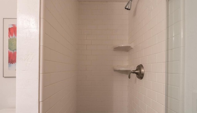 Updated 5 Bedroom 3 bathroom townhome Slopeside at 1849 Condos 671 sleeps 10