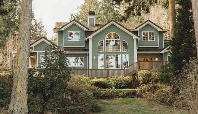 View Forth— A Gardiner Beach Retreat