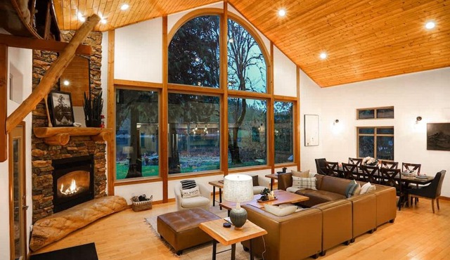 Waterfront Chalet