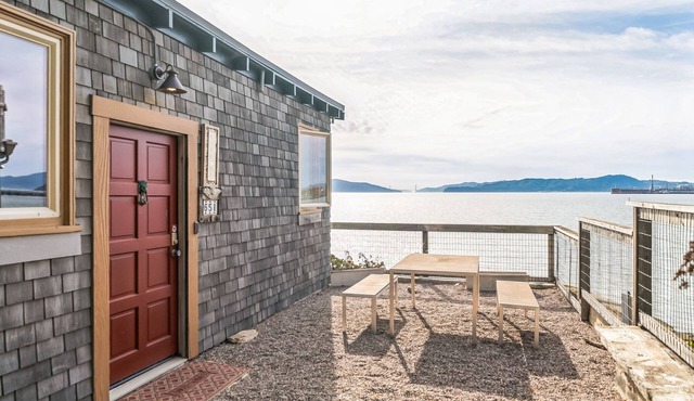 Waterfront WFH Getaway