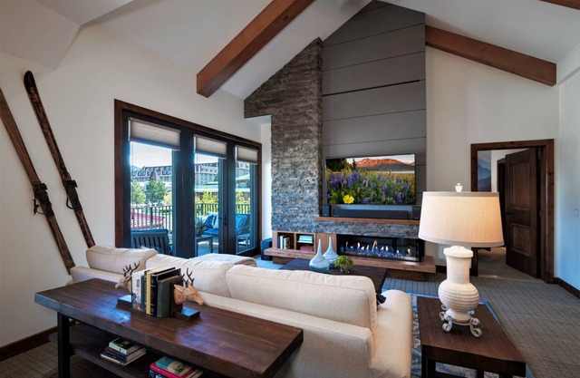 130 m² Condo ∙ 2 bedrooms ∙ 6 guests