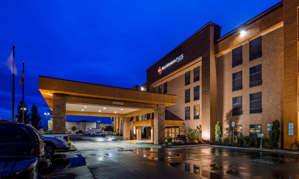 Roosevelt Hotel | Best Western Plus Fresno Airport Hotel
