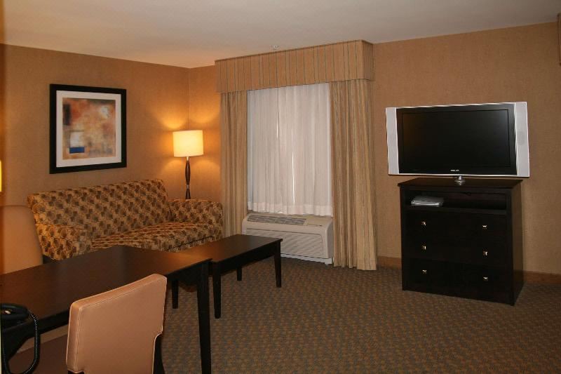 Photo of Livingroom in Barstow