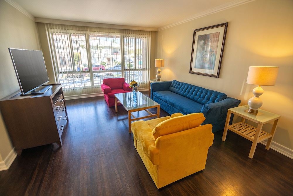 Photo of Livingroom in Wilshire Montana