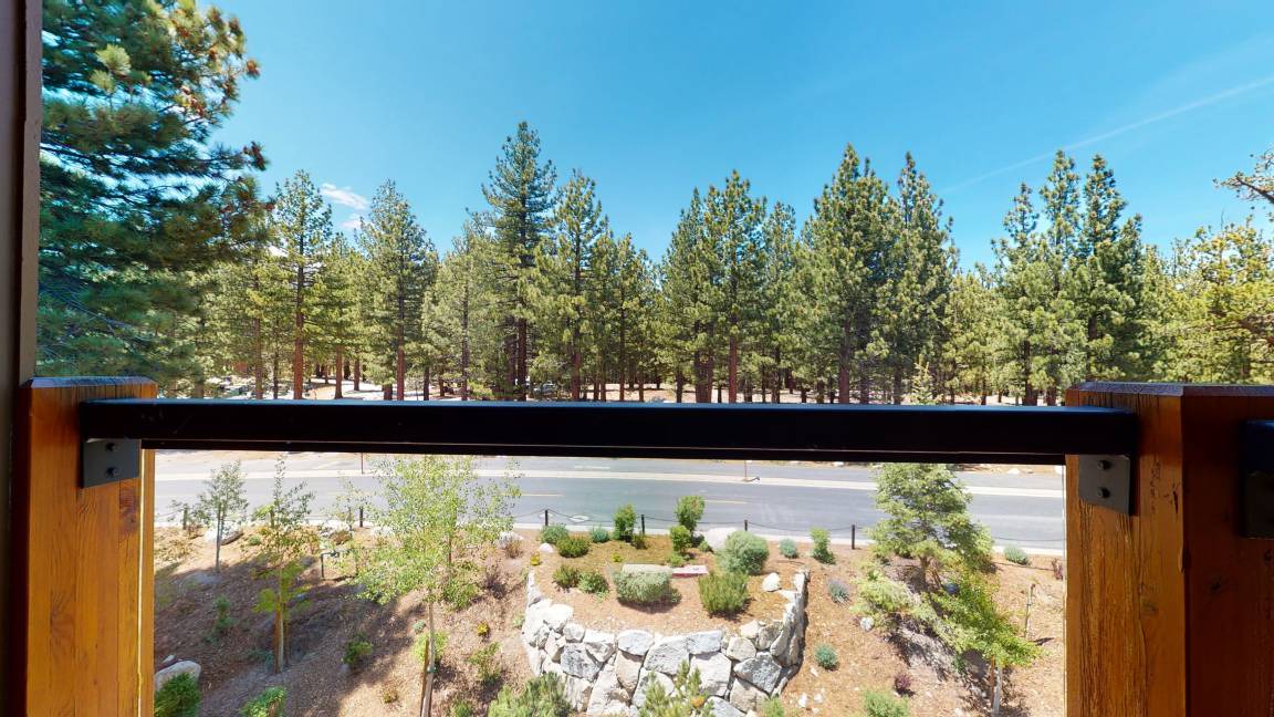 Photo of Patio Balcony in Mammoth Lakes