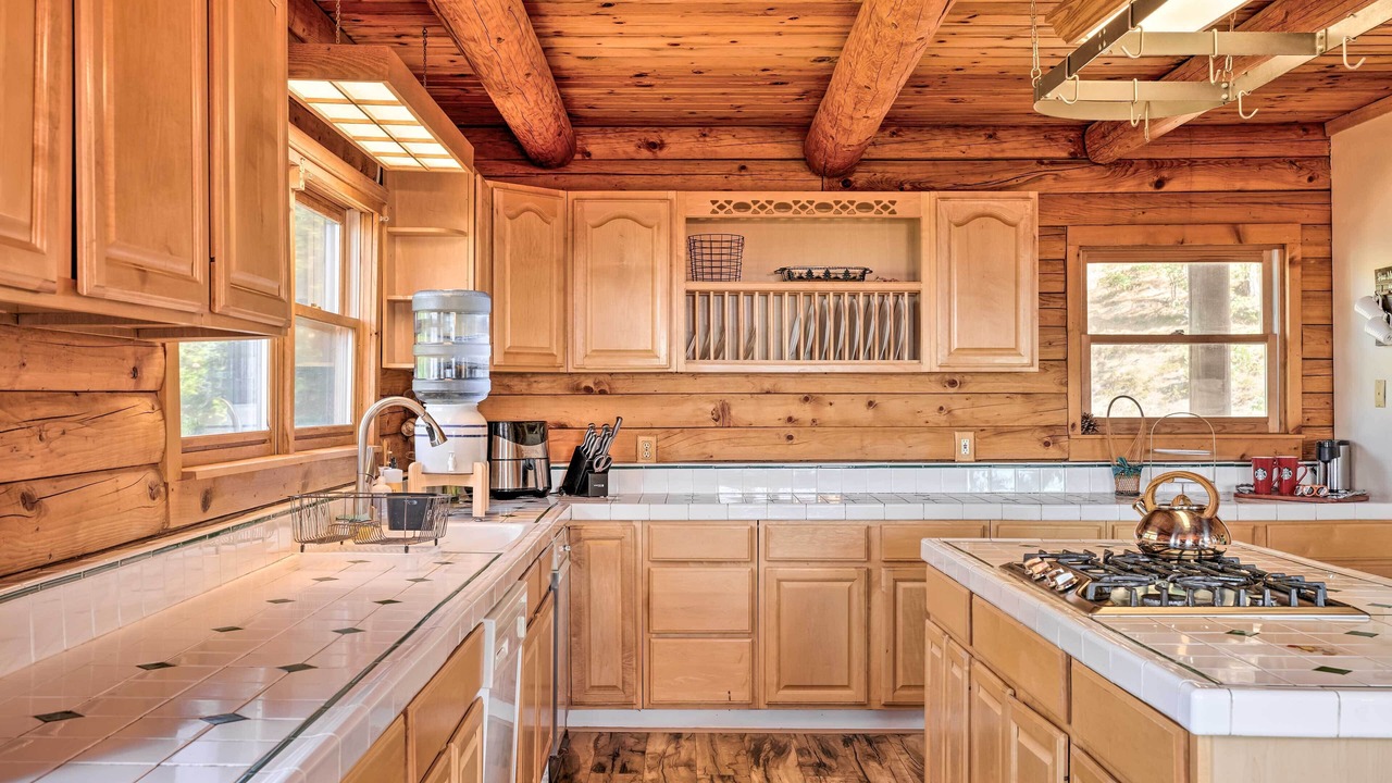 Photo of Kitchen in Phoenix Lake-Cedar Ridge