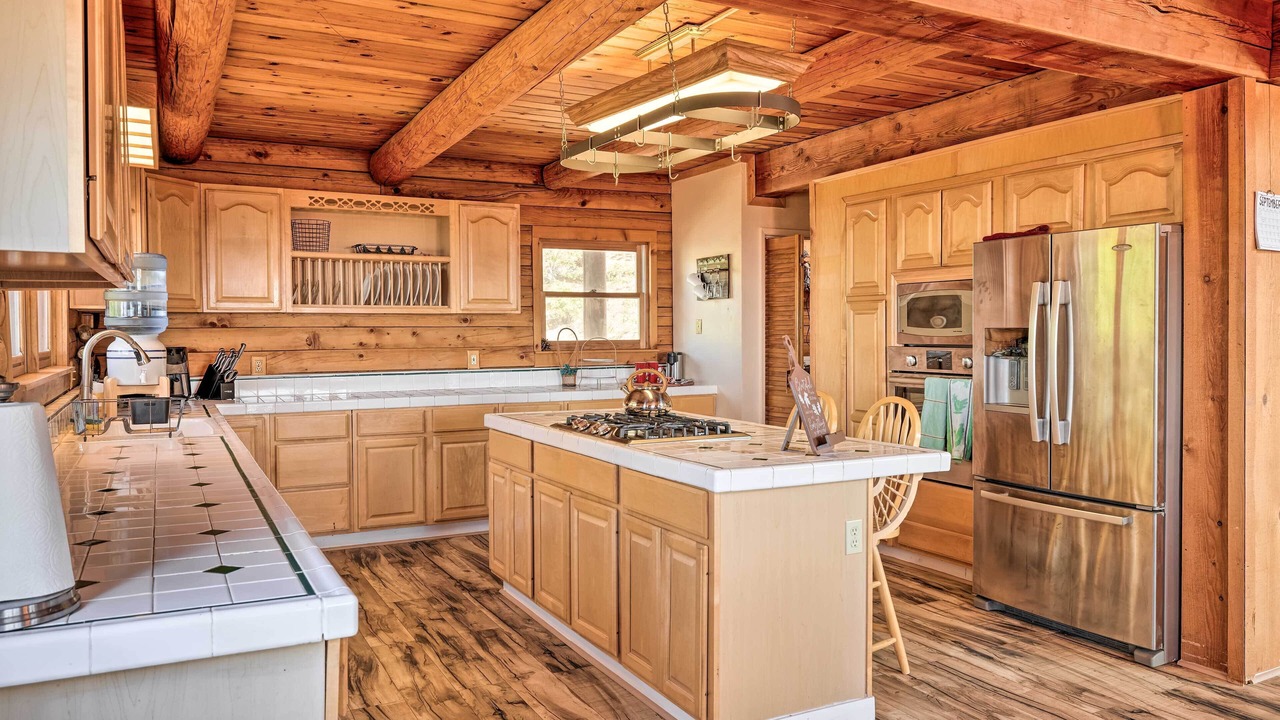 Photo of Kitchen in Phoenix Lake-Cedar Ridge