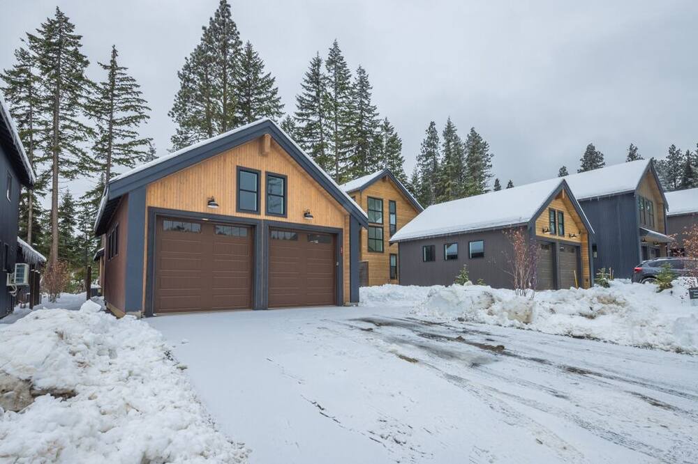 Photo of Outdoor in Roslyn