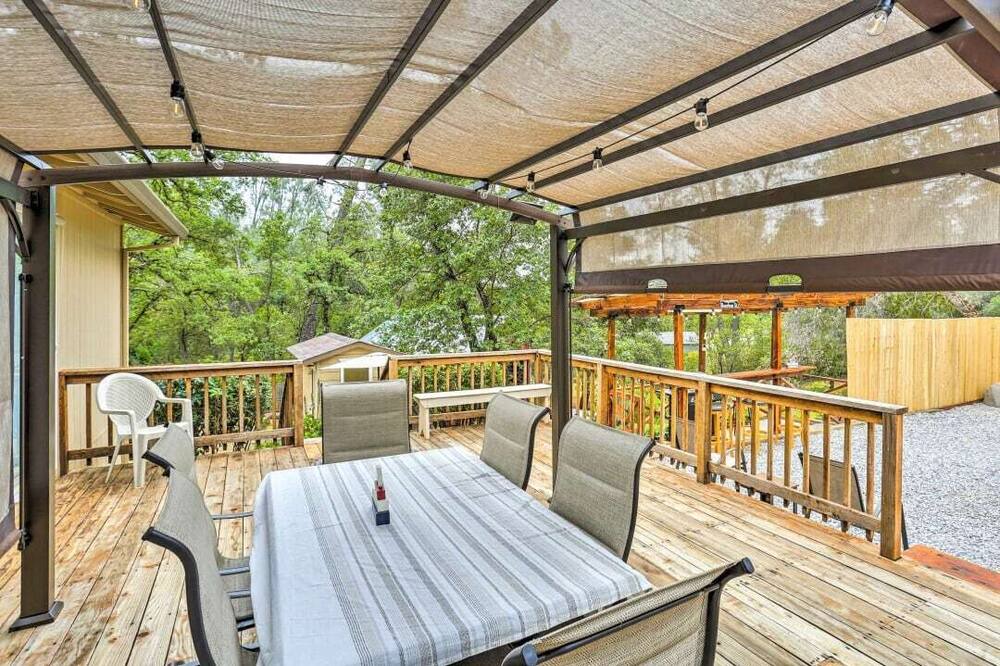 Photo of Outdoor in Shasta Lake