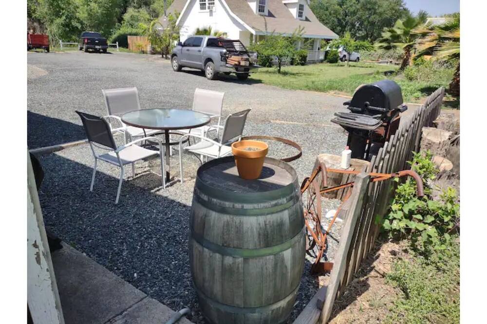 Photo of Outdoor in Springville