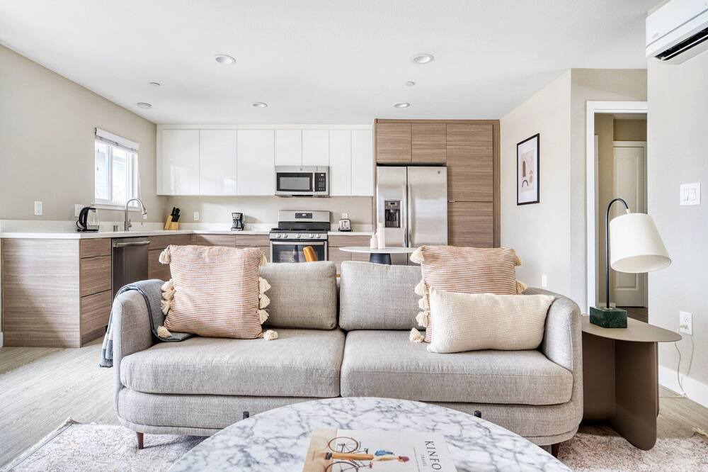 Photo of Livingroom in Campbell