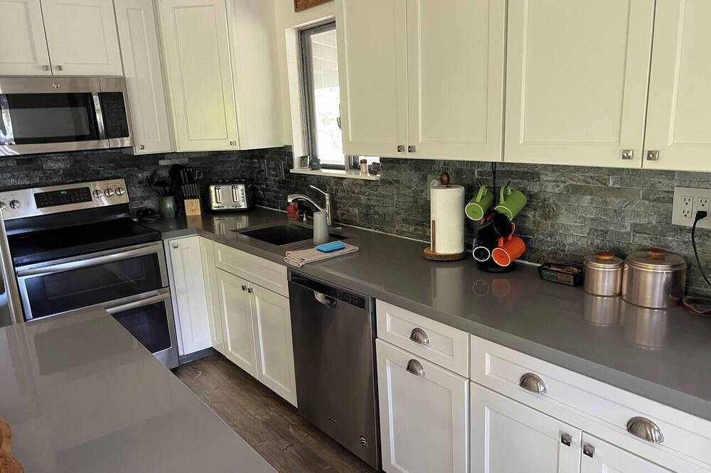 Photo of Kitchen in Lakehead