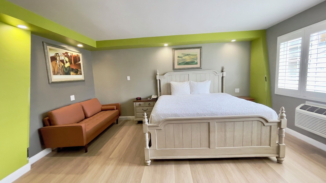 Photo of Bedroom in Outer Sunset