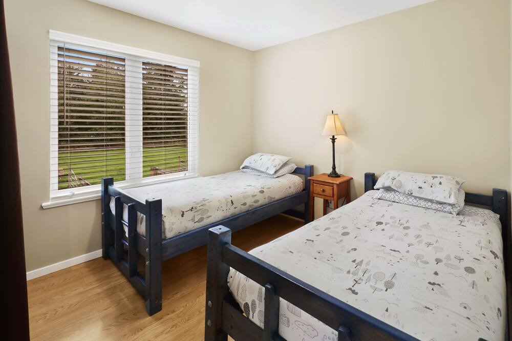 Photo of Bedroom in Bellingham