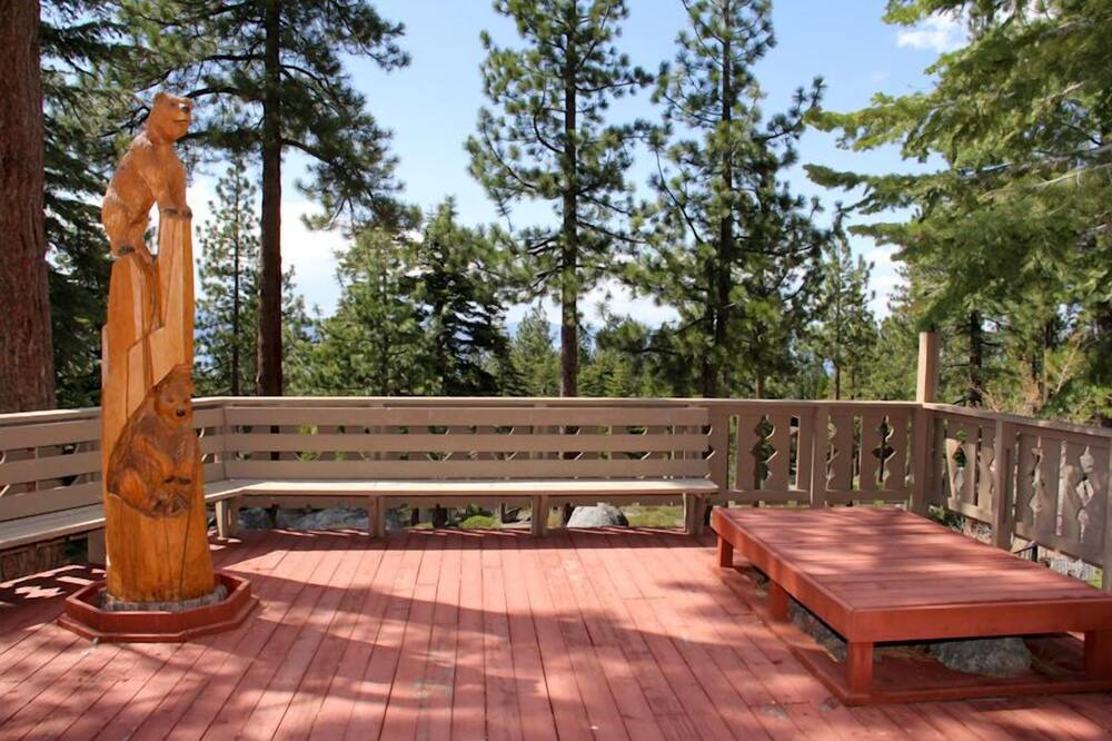 Photo of Outdoor in Tahoe Tyrol