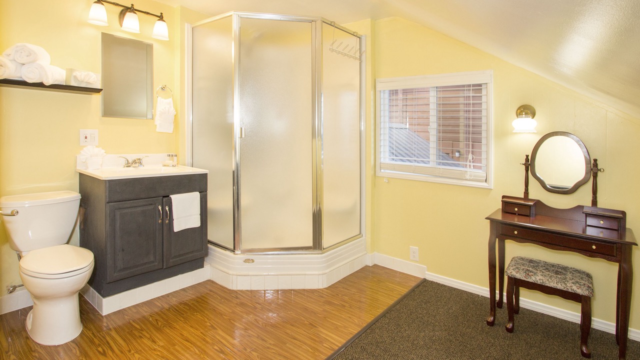Photo of Bathroom in Mammoth Lakes